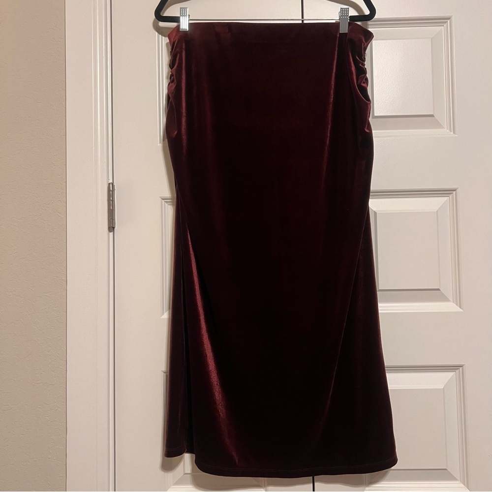 Old Navy Burgundy Skirt Set - Picture 9 of 13